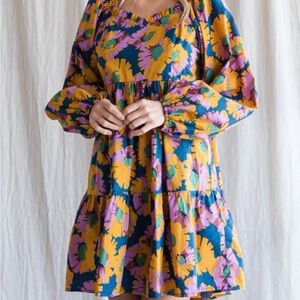 Hudson Gray Abstract Floral Tiered Long-Sleeve Dress